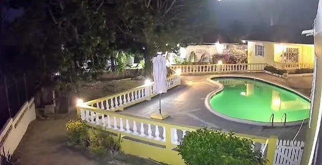 Yancey Largo Villa With Private Pool Montego Bay