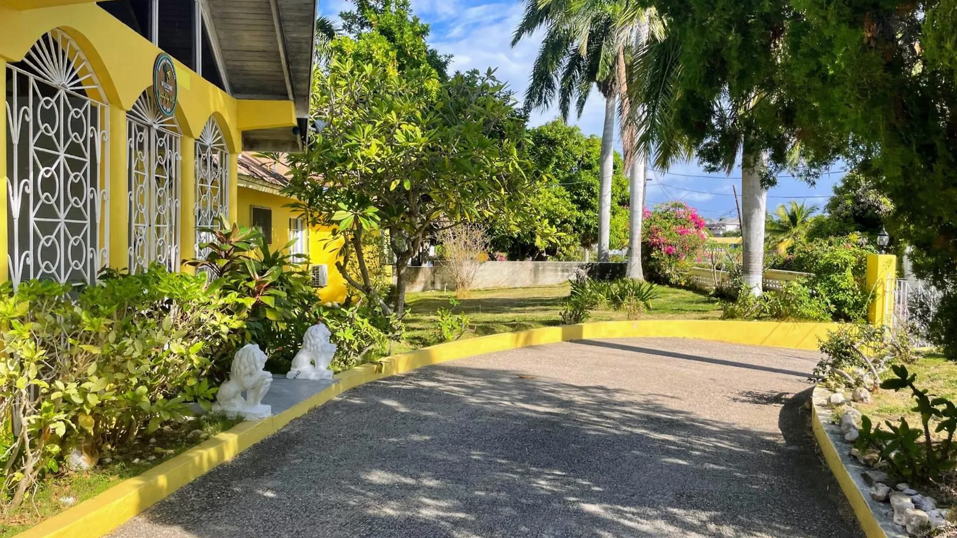 Yancey Largo Villa With Private Pool Montego Bay Jamaica